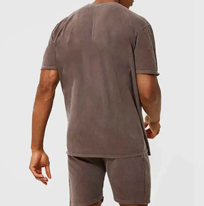 Camiseta de manga corta con cuello redondo de gran tamaño personalizada y pantalones cortos con cintura elástica para hombre, Conjunto de camiseta y pantalones cortos lavado a la piedra - Product Image 5