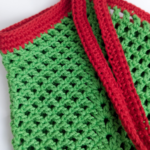 Bolsa de ganchillo hecha a mano respetuosa con el medio ambiente de macramé JNC para compras sostenibles, viajes y actividades diarias a la moda - Product Image 2