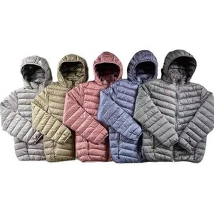 Chaqueta acolchada con cuello levantado para hombre y mujer en lona estilo informal de invierno con logotipo frontal servicio OEM al por mayor - Product Image 2