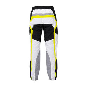 Chándal de poliéster de 2 piezas personalizado para hombre, chándal de nailon para gimnasio, conjunto cortavientos para correr y trotar - Product Image 5