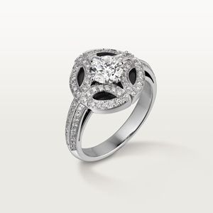 Bague de fiançailles en diamant de laboratoire rond et mignon pour femmes en or rose - Product Image 4