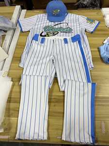 Nouveauté : Uniformes de baseball pour hommes, séchage rapide, respirants, antibactériens, 100% polyester, col en V, avec logo personnalisable - Product Image 5