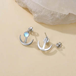 Pendientes de Plata de Ley 925 con Ancla para Mujer, Tema Náutico de Marinero en Oro Rosa con Engaste de Amatista y Piedra Lunar Incrustada - Product Image 5