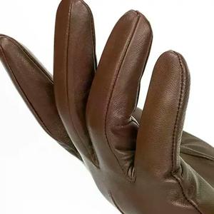 Gants de conduite en cuir de vache personnalisés à logo, très vendus, hautement performants, décontractés et élégants, avec une fonction de sécurité - Product Image 2
