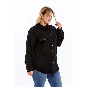 Camisa de Botones RMG para Mujer, Talla Grande, Mezcla de Tencel Negra, Blusa Informal de Corte Holgado y Cómodo - Product Image 4