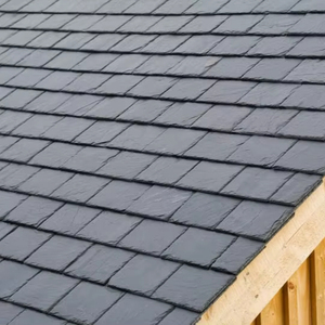 Tuiles de toit en <span class=keywords><strong>ardoise</strong></span> noire naturelle traditionnelles faites à la main, taille personnalisée, ondulées, pour maison, villa, imperméables, ignifuges, résistantes à la chaleur - Product Image 1