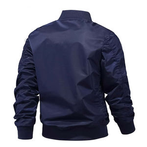Blouson d'aviateur de style nouveau avec décoration de poche à col montant réversible Blouson d'aviateur de haute qualité personnalisé pour hommes vente en gros - Product Image 2