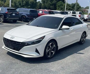 รถยนต์ซีดานสีขาว ปี 2023 ขับเคลื่อนล้อหน้า เกียร์อัตโนมัติ CVT - พร้อมส่ง - Product Image 1