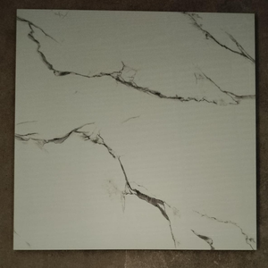 กระเบื้องปูพื้นพอร์ซเลนเคลือบเงา ดีไซน์ทันสมัย ขนาด 60 x 60 ซม. ผิวมันวาว ดีไซน์หรูหรา สำหรับปูพื้นและผนัง ลายหินอ่อน - Product Image 3