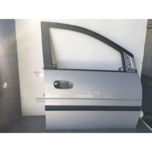 PORTE AVANT DROITE HYUNDAI Matrix 1ère Série 7600417020 (01>07) - Product Image 1