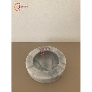 Cendrier en marbre blanc résistant fait à la main unique Conception ronde fabuleuse pour fumer Bar Hôtel Accessoires de stockage de cendres - Product Image 3