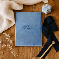 Livrets de Vœux de Mariage Personnalisés en Velours Bourgogne Gaufré avec Ruban en Satin pour la Mariée et le Marié – Cadeau Souvenir de Cérémonie de Mariage