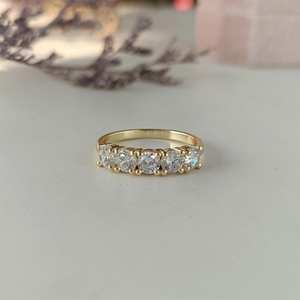 Anillo de Oro Amarillo de 14K con 5 Piedras de Diamante Simulado, Corte Redondo, Diamante Cultivado en Laboratorio, Anillo de Media Banda para Aniversario, Joyería de Compromiso - Product Image 6