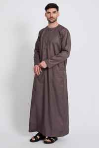 OEM et ODM pour Daffah Thobe Nouvelle mode pour hommes Jubah musulman Vêtements traditionnels Accessoire Vente en gros en Irak - Product Image 5