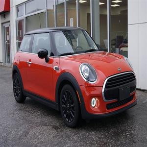 ¡Oferta Imperdible! Mini Cooper 1.5 12V TwinPower Turbo 2021 Súper Limpio, Tracción Delantera, Automático, Naranja, Auto de Lujo - Product Image 2