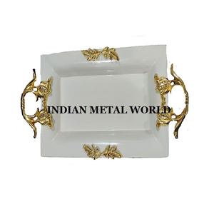 Bandeja de servicio decorativa con asas de diseñador Bandeja de comida de aluminio de gran tamaño de calidad de lujo de Indian Metal World - Product Image 2