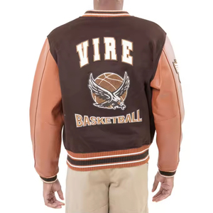 Veste universitaire en polaire classique d'inspiration universitaire pour homme en toile avec décor en chenille et placement de logo avant à boutons pression - Product Image 2