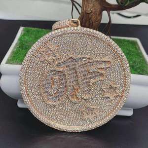 Pendentif en diamant Moissanite VVS glacé Or jaune Coupe ronde Style Hip Hop Bijoux pour hommes Pendentif en argent sterling 925 - Product Image 1