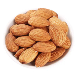Amandes crues biologiques de qualité supérieure, séchées naturellement, soigneusement sélectionnées pour leur goût riche et leur excellente valeur nutritive - pour les collations et la cuisine - Product Image 2