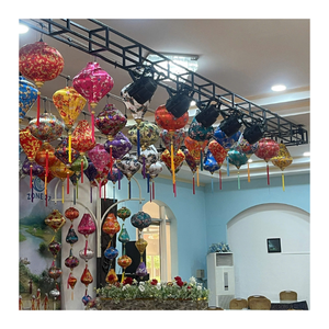 โคมไฟผ้าไหมทำด้วยมือจากเวียดนามโคมไฟไม้ไผ่ตกแต่งแบบพรีเมียมโคมไฟผ้าไหมส่งออกจำนวนมาก - Product Image 3