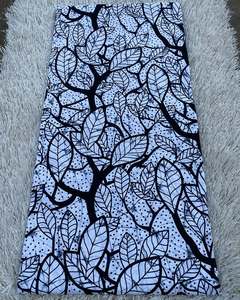 Coton africain imprimé à la cire utilisé par les designers de Lusaka en Afrique et en Europe pour les vêtements et les vêtements africains - Product Image 3