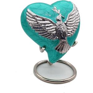 Urna de cremación de recuerdo en forma de corazón única para cenizas humanas hecha a mano en latón y urna de entierro de recuerdo grabada a mano en casa - Product Image 1