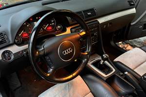 AUDI S4 SEDAN 2004 USADO, Volante a la Izquierda/Derecha - Product Image 2