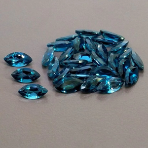 Topaze bleue de Londres naturelle de qualité AAA 4x2, pierre précieuse à facettes de taille marquise pour la fabrication de bijoux en pierre bleue - Product Image 2