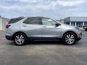 Maravilloso gris 2023 Chevrolet Equino-x Premier AWD con 1LZ usado con ruedas de aleación Asientos de cuero Sistema de navegación Arranque remoto - Product Image 2