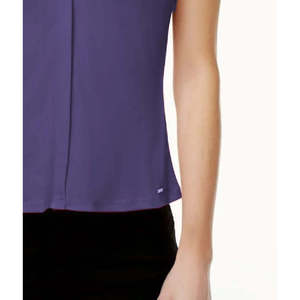 Canotta da Donna Calvin Klein Stile Vintage con Scollo a V Senza Maniche in Tessuto Traspirante Lavorato a Maglia Viola Taglia Unica - Product Image 3