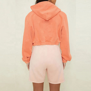 เสื้อฮู้ดครอปซิปสำหรับผู้หญิง ดีไซน์ล่าสุด ผ้าฝ้าย 100% สำหรับฤดูหนาว พร้อมฮู้ดแบบมีเชือกผูก ปรับแต่งสีและขนาดได้ - Product Image 5