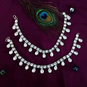 Indian <b>Silver</b> Tone Bridal Jewelry Supplier Crystal Wedding <b>Anklets</b> Payal Indian Manufacturer Wholesaler Jewellery for Women - Product Image 2