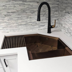 อ่างล้างจานทองเหลืองหรูหราในฟาร์มพร้อมผ้ากันเปื้อนแบบโค้งเป็นชั้นเคลือบด้วยสีทองขัดเงาและดีไซน์ด้านหน้าเป็นชั้นที่โดดเด่น - Product Image 4