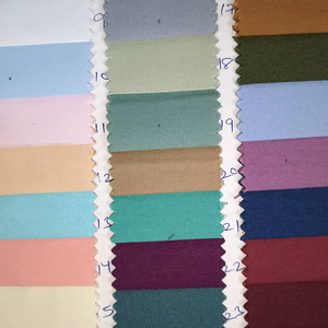 Tissu de chemise Oxford SmoothTouch tissé style uni avec motif teint en fil pour filles garçons Costumes de vêtements de sport exportation dans le monde entier - Product Image 1