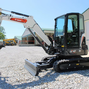 Nouvelle marque E40 Mini pelle 4 tonnes Construction pelle sur chenilles moteur Diesel moteur roulement hydraulique - Product Image 2