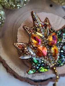 Broches perlées faites à la main-Cadeau de styles traditionnels/modernes/antiques de couleur et de forme personnalisables de haute qualité pour la douche de bébé - Product Image 4