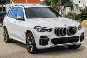 2022 BMW X5 M50i usado Turbo Engine AWD Drive asientos de cuero dirección izquierda aleación de aluminio portaequipajes R17 R20 neumáticos con cámara trasera - Product Image 3