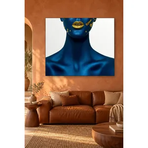 Impresión en lienzo de Fida con rostro pintado de azul y labios dorados - Product Image 5