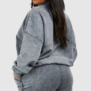 Survêtement 2 pièces pour femmes avec logo personnalisé, veste zippée en molleton délavé à l'acide et pantalon de survêtement, coupe décontractée, fabrication en gros de vêtements - Product Image 3