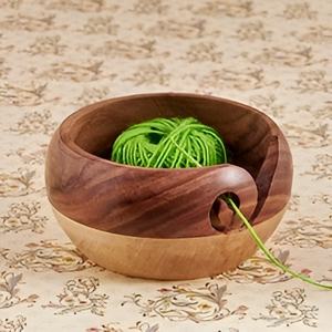 Elegantes cuencos de madera para tejer y ganchillo con talla de red y diseño, cuenco de hilo de madera de rosa hecho a mano ecológico - Product Image 4