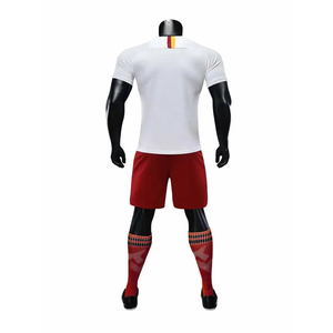 Camiseta de Fútbol de Alta Calidad para Hombre, Diseño Personalizado con Impresión Digital, Uniforme de Fútbol de Malla, Secado Rápido y Ligero - Product Image 2
