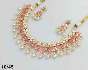 Collier ras du cou indien fantaisie traditionnel Kudan goutte et Motipearl ton or Meenakari Kundan perle avec ensemble de boucles d'oreilles assorties femmes - Product Image 3