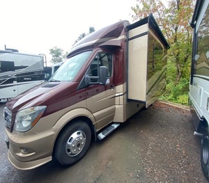 Renegade Vienne 25UCB 2019 usado, listo para vender - Product Image 1