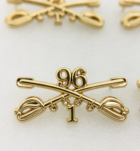 Insignia de Sable Cruzado Personalizada, Distintivo de Cuello de Metal Chapado en Oro, Pin de Solapa con Número de Regimiento Personalizado para Coleccionables y Uniformes - Product Image 6