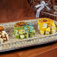 Plateau à bonbons fait main exquis avec couvercle en forme de dôme Plateau décoratif luxueux pour chocolats et bonbons