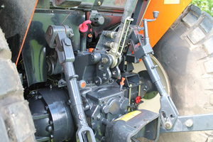 Soldes exceptionnelles : Tracteur miniature KIOTI CK3520 DK904C, MEILLEURES VENTES - Product Image 5