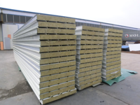 Panneau sandwich en acier pour bâtiment, isolation PU EPS laine de roche, panneau de toiture et de mur, matériau de construction, fabrication chinoise