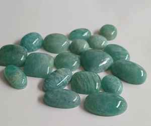 ขายส่งอัญมณีลีลา รุ่น LJ079 อะเมโซไนต์สีม่วงธรรมชาติ รูปทรงผสม ขนาดฟรีไซส์ พลอยหลวม รับรองโดยบุคคลที่สาม - Product Image 1