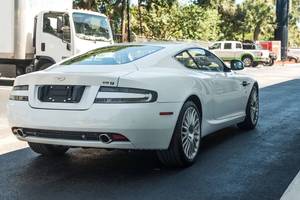 Mejor Precio para Aston-Martins DB9 2011 Usado, Coupé Deportivo de Lujo V12 Automático en Excelentes Condiciones - Product Image 4