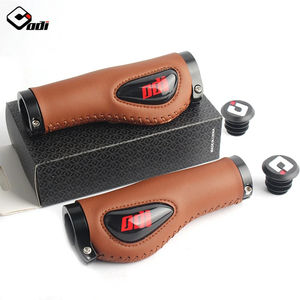 Poignées de <span class=keywords><strong>vélo</strong></span> ODI en <span class=keywords><strong>cuir</strong></span> souple pour VTT <span class=keywords><strong>Poignée</strong></span> de VTT antidérapante à absorption des chocs avec bouchon de barre Partie cycliste - Product Image 3